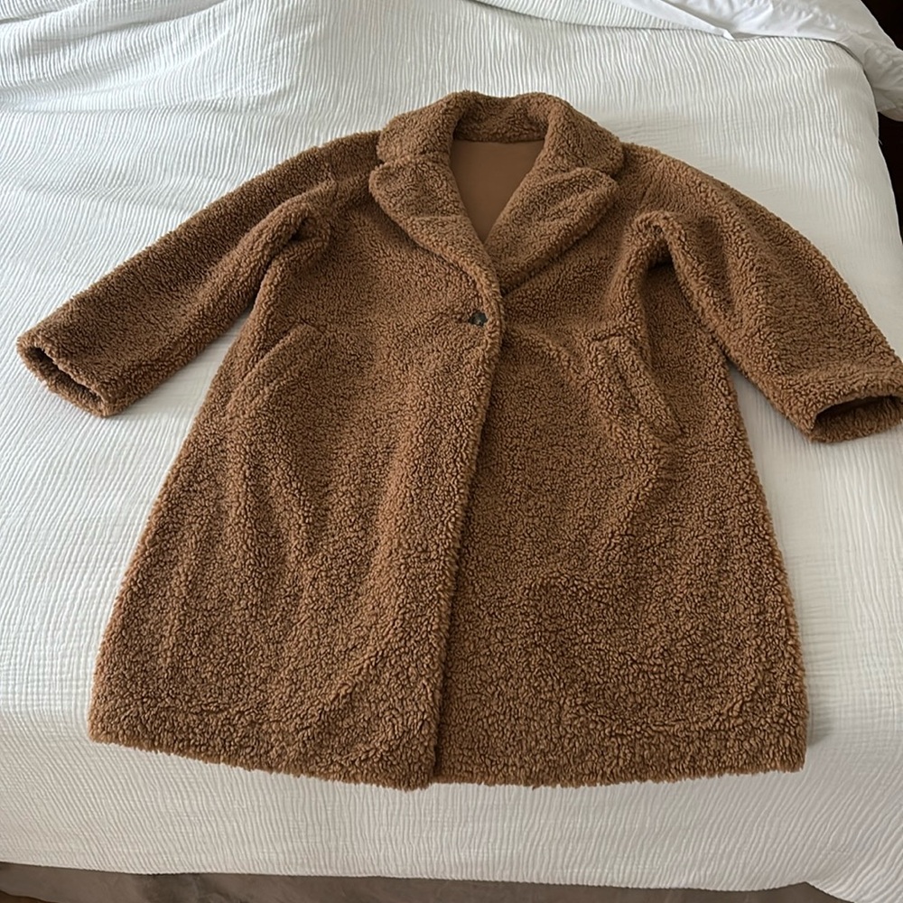 Uniqlo teddy coat in camel